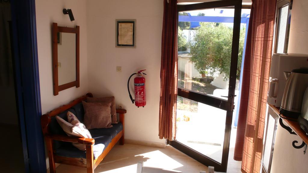 Apartament Stefanos Garden Arménoi Pokój zdjęcie